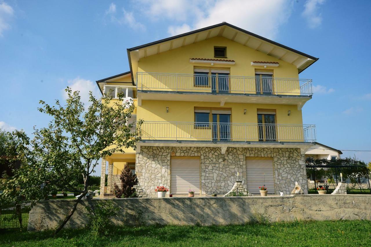 Ferienhaus Tomic Nedeščina 외부 사진