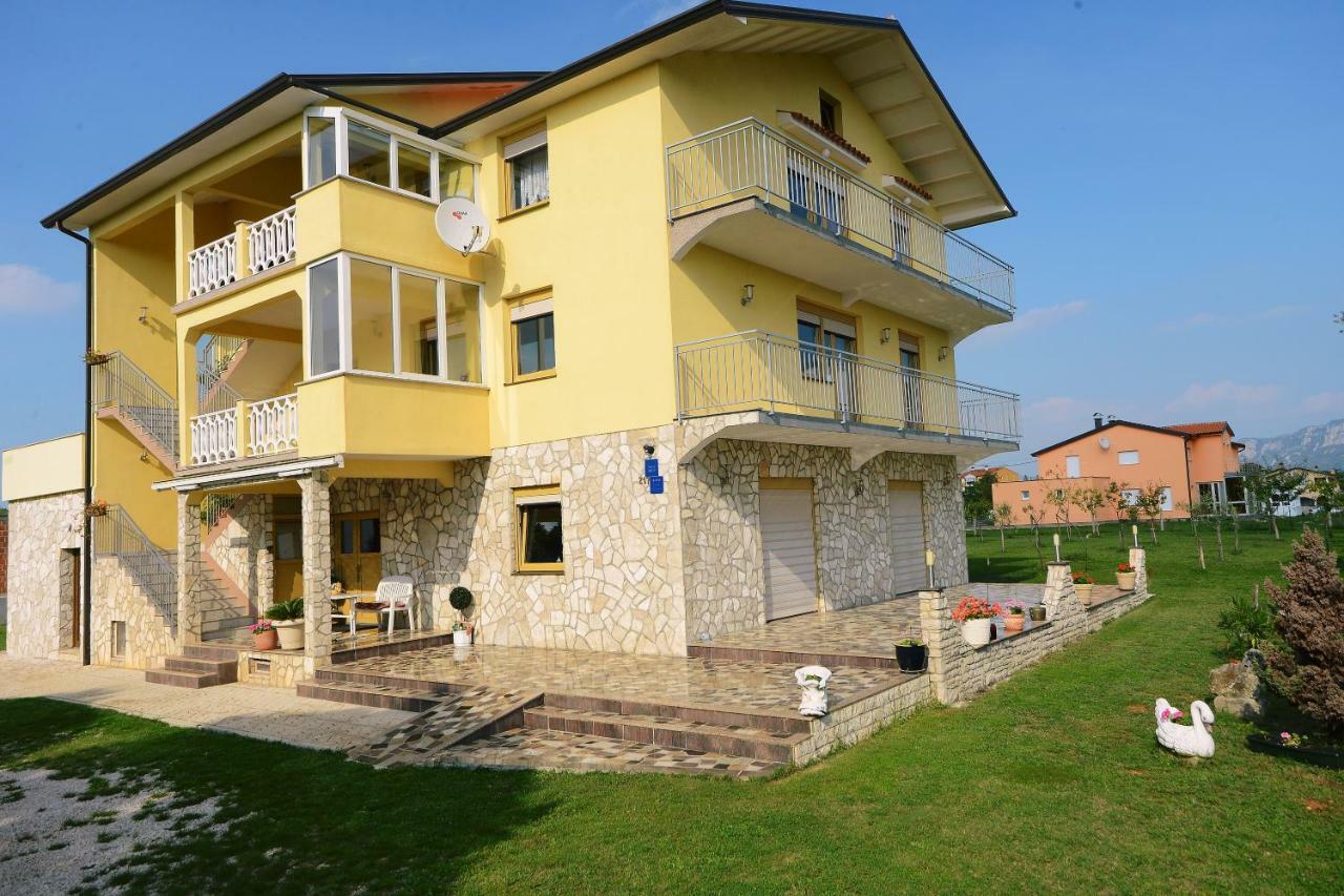 Ferienhaus Tomic Nedeščina 외부 사진