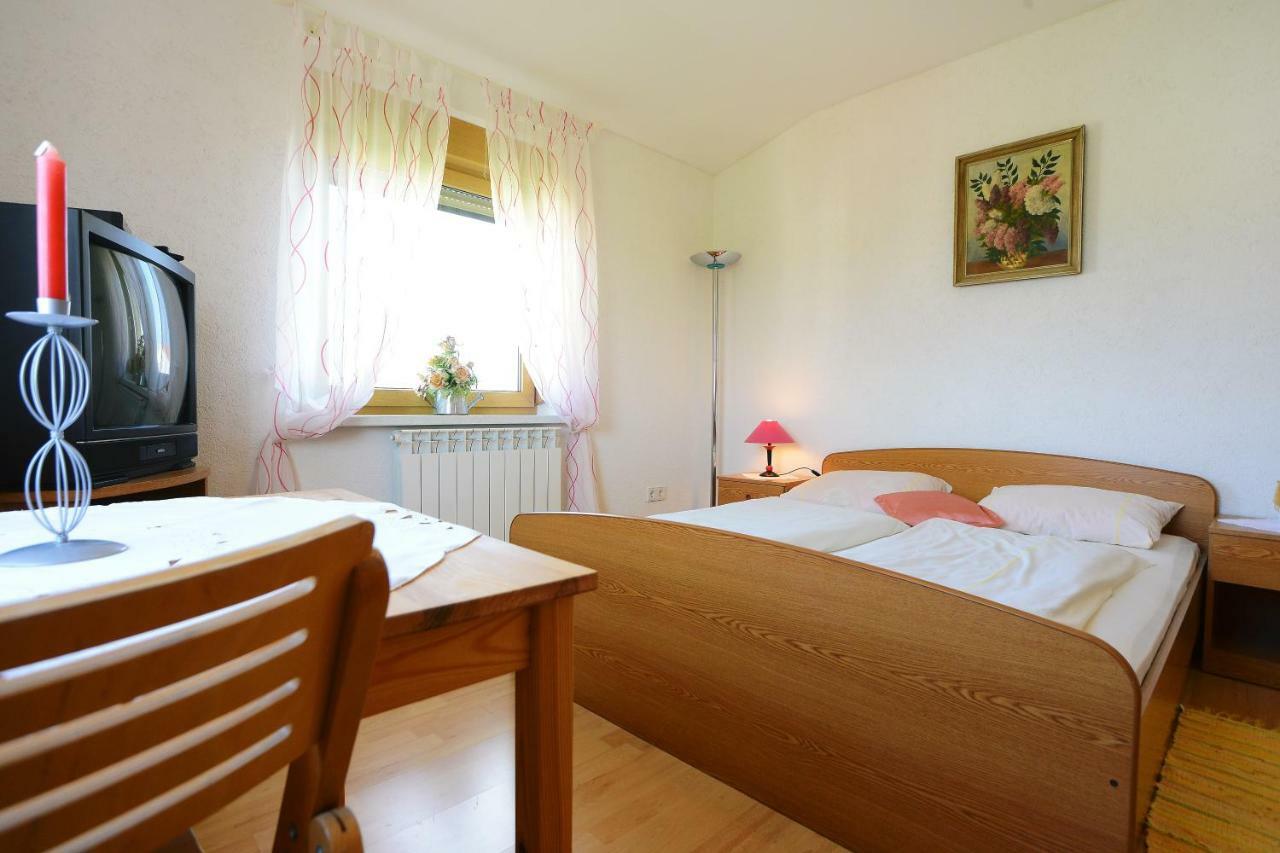 Ferienhaus Tomic Nedeščina 외부 사진